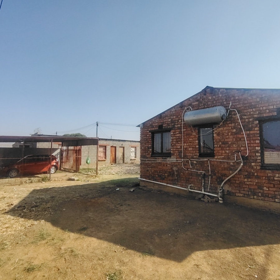 2 Bedroom Property for Sale in Blomanda Free State